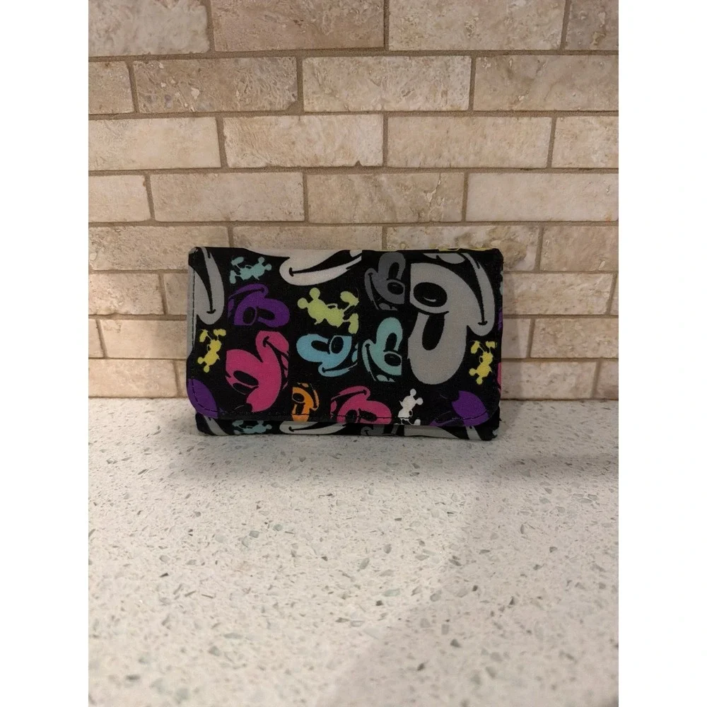 Disney Parks Mickey Mouse Tri-fold Wallet. Nylon snap closure Credit cards,‎ ID